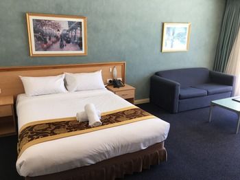 El Lago Waters Motel - Accommodation Port Macquarie 11