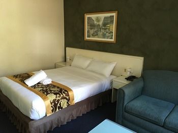 El Lago Waters Motel - Accommodation Port Macquarie 14