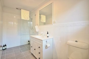 Dolphin Sands - Accommodation Port Macquarie 3