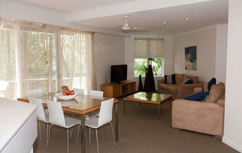 The Emerald Resort Noosa - Accommodation Port Macquarie 20