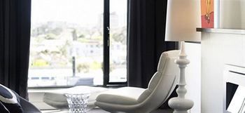 Art Series - The Cullen - Accommodation Port Macquarie 19