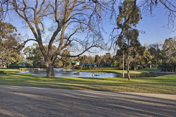 Best Western Melbourne's Princes Park Motor Inn - Accommodation Port Macquarie 0
