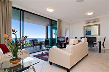 Santorini Twin Waters - Accommodation Port Macquarie 5