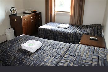 Royal Exhibition Hotel - Accommodation Port Macquarie 2