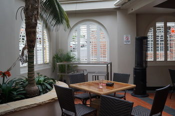 Royal Exhibition Hotel - Accommodation Port Macquarie 11