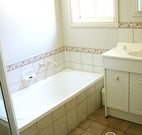 Madigan Wine Country Cottages - Accommodation Port Macquarie