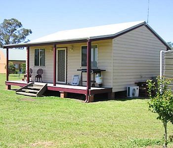 Madigan Wine Country Cottages - Accommodation Port Macquarie 3