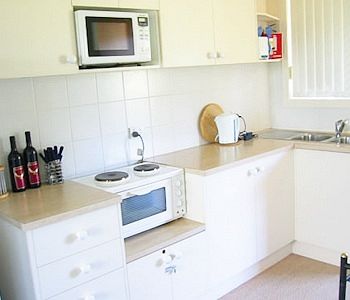Madigan Wine Country Cottages - Accommodation Port Macquarie 10
