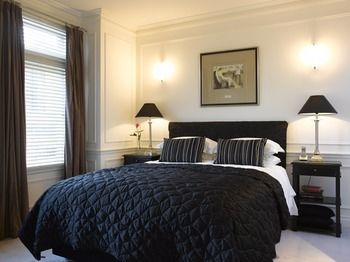 Andre's Mews Luxury Serviced Apartments - Accommodation Port Macquarie 2