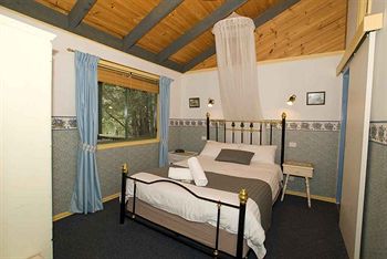 Hill 'N' Dale Farm Cottages - Accommodation Port Macquarie 18