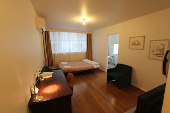 Drummond Apartments Services - Accommodation Port Macquarie 11