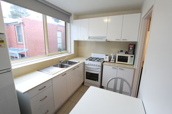 Drummond Apartments Services - Accommodation Port Macquarie 14