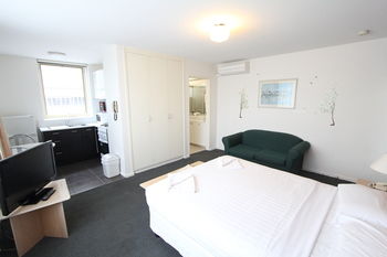 Drummond Apartments Services - Accommodation Port Macquarie 15