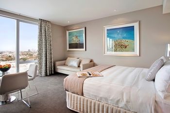 Art Series - The Olsen - Accommodation Port Macquarie 7