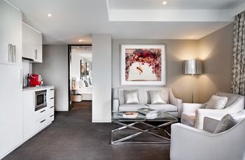 Art Series - The Olsen - Accommodation Port Macquarie 19
