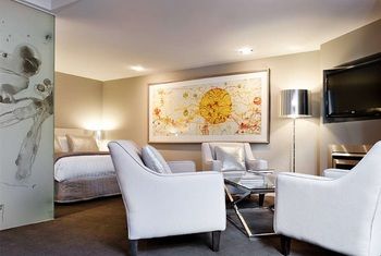 Art Series - The Olsen - Accommodation Port Macquarie 40