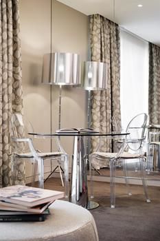 Art Series - The Olsen - Accommodation Port Macquarie 56