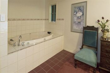 Cottages At Monreale - Accommodation Port Macquarie 29