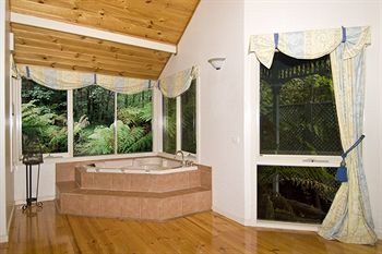 Cottages At Monreale - Accommodation Port Macquarie 43