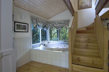 Cottages At Monreale - Accommodation Port Macquarie 48