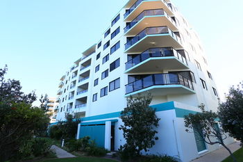 San Marino By The Sea Apartments - Accommodation Port Macquarie 4