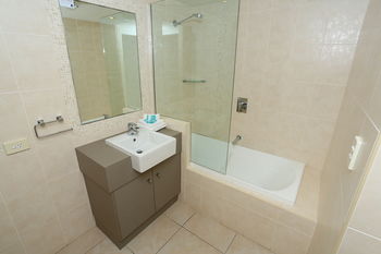 San Marino By The Sea Apartments - Accommodation Port Macquarie 78