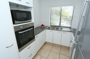 San Marino By The Sea Apartments - Accommodation Port Macquarie 92