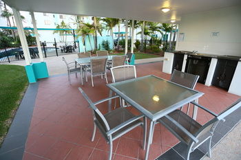San Marino By The Sea Apartments - Accommodation Port Macquarie 97