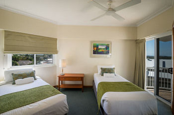 Coolum Seaside - Accommodation Port Macquarie 8