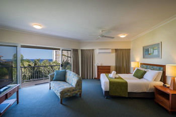 Coolum Seaside - Accommodation Port Macquarie 9