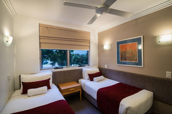 Coolum Seaside - Accommodation Port Macquarie 32