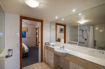 Coolum Seaside - Accommodation Port Macquarie 40