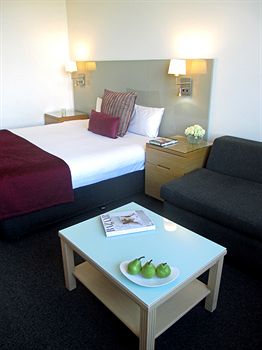 Mercure Melbourne Albert Park - Accommodation Port Macquarie 0