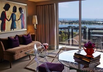 Art Series-The Blackman - Accommodation Port Macquarie 7