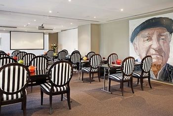 Art Series-The Blackman - Accommodation Port Macquarie 25