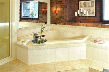 Holly Lodge - Accommodation Port Macquarie 10