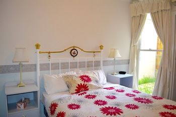Georgian Court Bed & Breakfast - Accommodation Port Macquarie 9