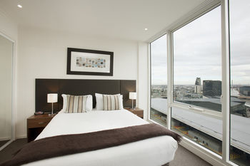 Melbourne Short Stay Apartments On Whiteman - Accommodation Port Macquarie 17