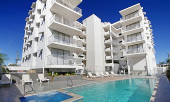 OVR Caloundra - Accommodation Port Macquarie 1