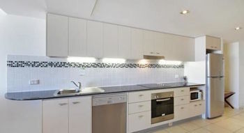 OVR Caloundra - Accommodation Port Macquarie 12