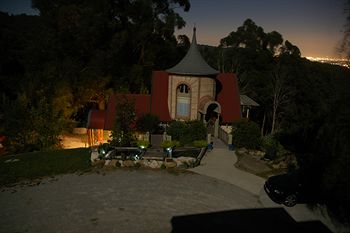 A Camelot Tower & Penthouse - Accommodation Port Macquarie 16