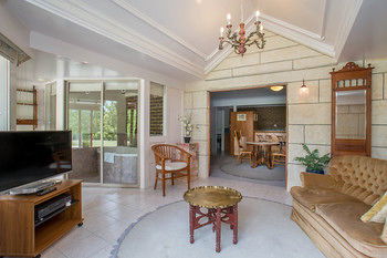 A Camelot Tower & Penthouse - Accommodation Port Macquarie 43