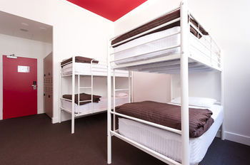 Bounce Sydney - Hostel - Accommodation Port Macquarie 5