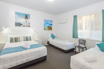The Esplanade Motel - Formerly Eco-Inn Warners Bay - Accommodation Port Macquarie 13