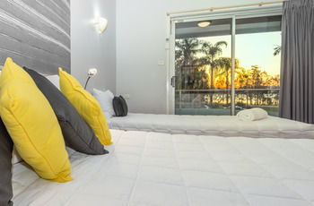 The Esplanade Motel - Formerly Eco-Inn Warners Bay - Accommodation Port Macquarie 17