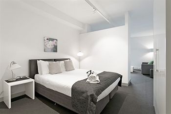 Docklands Private Collection Of Apartments - Digital Harbour - Accommodation Port Macquarie 3