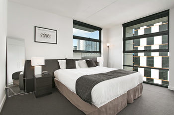 Docklands Private Collection Of Apartments - Digital Harbour - Accommodation Port Macquarie 4