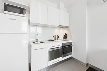 Docklands Private Collection Of Apartments - Digital Harbour - Accommodation Port Macquarie 5