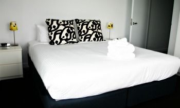 Docklands Private Collection Of Apartments - Digital Harbour - Accommodation Port Macquarie 8