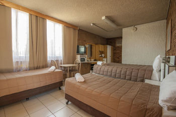 Marco Polo Motor Inn Sydney - Accommodation Port Macquarie 4